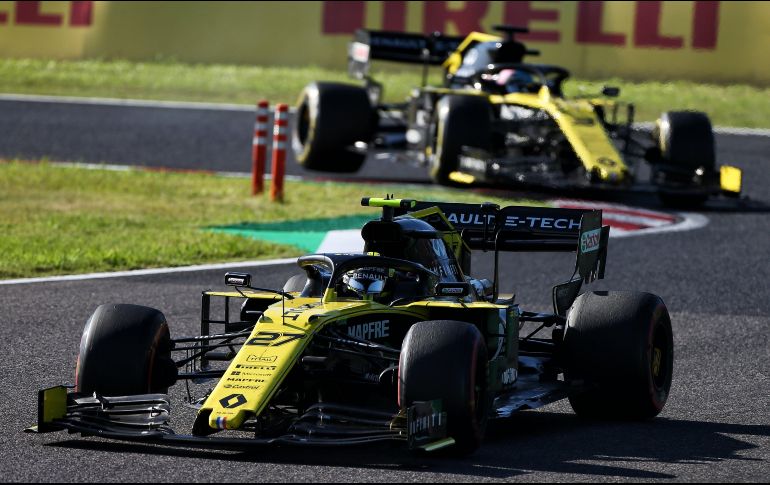 Con la sanción, Daniel Ricciardo y Nico Hulkenberg, que terminaron en sexto y décimo sitio respectivamente, quedaron descalificados, mientras que ''Checo'' se colocó en el octavo sitio de dicha carrera. TWITTER / @RenaultF1Team