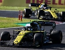 Con la sanción, Daniel Ricciardo y Nico Hulkenberg, que terminaron en sexto y décimo sitio respectivamente, quedaron descalificados, mientras que ''Checo'' se colocó en el octavo sitio de dicha carrera. TWITTER / @RenaultF1Team