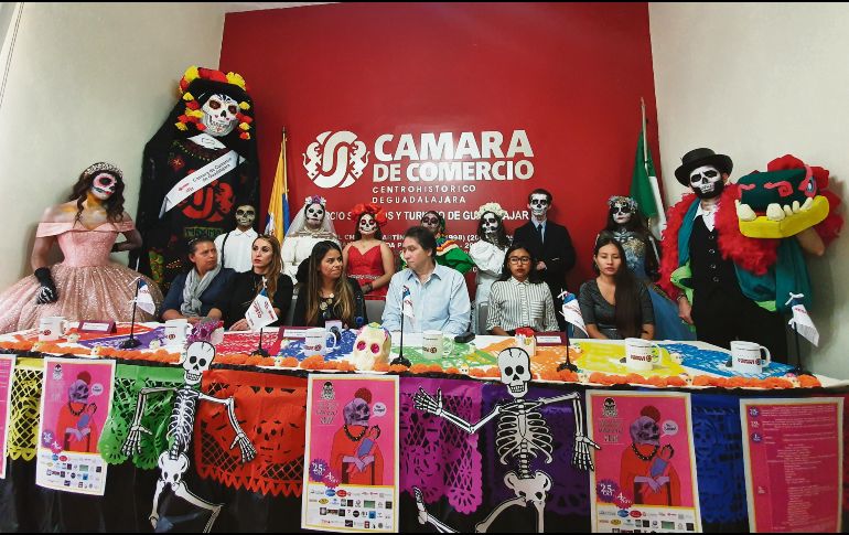 En la Cámara de Comercio se informó sobre las actividades del Festival Desfile de Día de Muertos Guadalajara 2019. EL INFORMADOR / E. Esparza