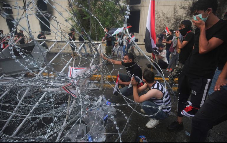 Los enfrentamientos comenzaron a primera hora de la mañana tras la reanudación de las movilizaciones luego de un paro de tres semanas. AFP