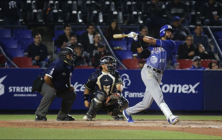 La ofensiva de Charros empezó temprano, y en la primera entrada Henry Urrutia conectó un vuelacercas de tres carreras. FACEBOOK/CharrosBeisbolOficial