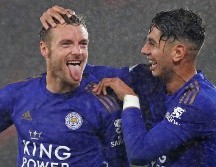 Jamie Vardy y Ayoze Pérez fueron lo destacado de la noche, al anotarse tres goles cada uno en su cuenta personal. AP/A. Grant