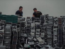 La Fiscalía tampoco ha avanzado en la identificación de los 13 mil 808 dispositivos asegurados. EL INFORMADOR/Archivo
