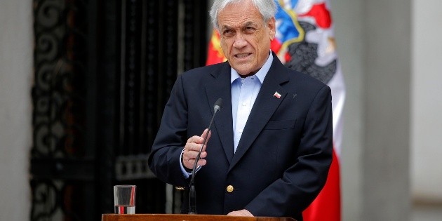 Piñera pide renuncia de ministros chilenos