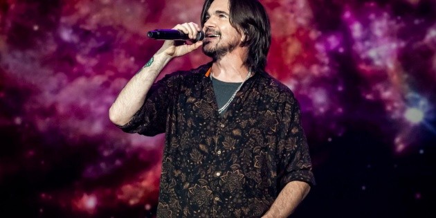 Juanes sorprende al público mexicano con mariachi