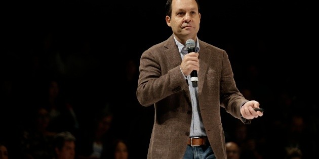 Clemente Castañeda presume defensa de recursos para Jalisco