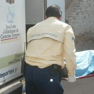 Localizan dos cadáveres envueltos en Tlajomulco