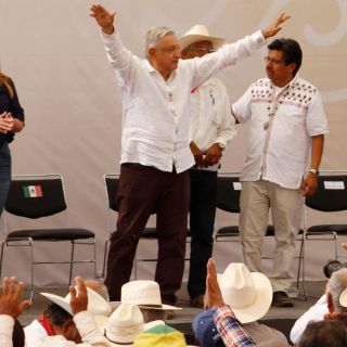 López Obrador compara su gobierno con el cristianismo