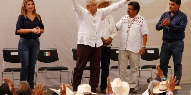 López Obrador compara su gobierno con el cristianismo