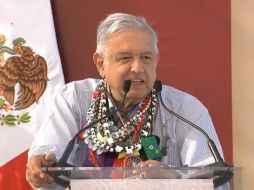 López Obrador pidió a la población indígena mantener sus tradiciones y costumbre. TWITTER / @lopezobrador_