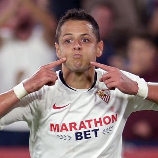 "Chicharito" contribuye al triunfo del Sevilla ante Getafe