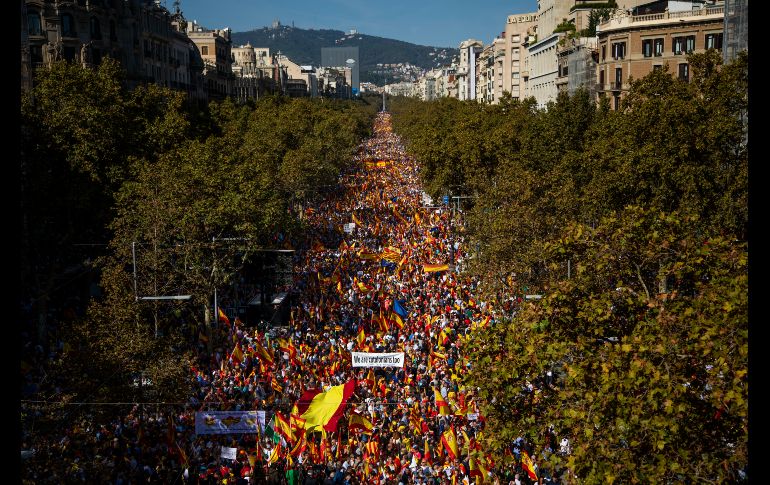 Miles de antiindependentistas se concentraron en el centro de Barcelona. AP/E. Morenatti