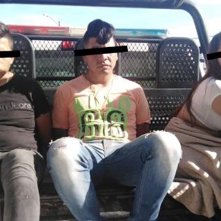 Detienen a tres por robo a gasolinera en Tlajomulco