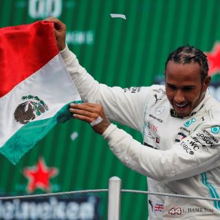 Ustedes son la mejor afición del mundo: Hamilton