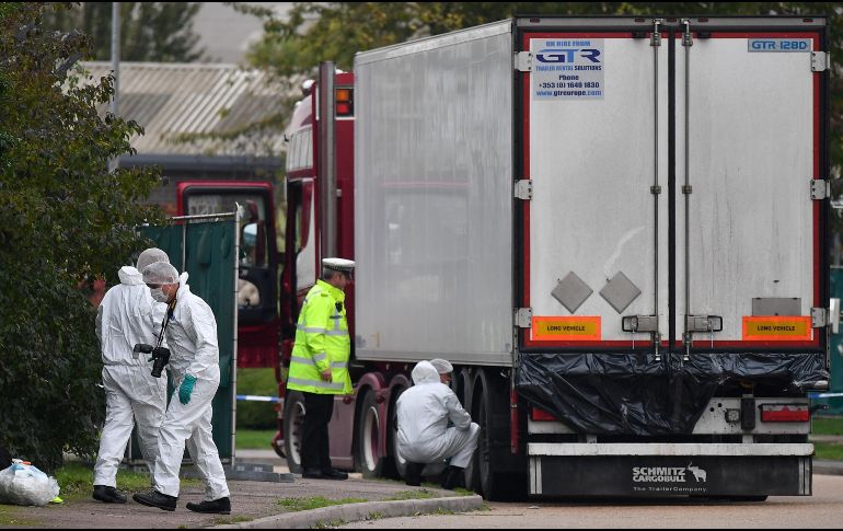 Los cuerpos sin vida de 31 hombres y 8 mujeres fueron hallados en el interior de un camión frigorífico en Essex, en el este de Inglaterra, el 23 de octubre. AFP/ARCHIVO