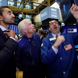 Wall Street sube, y el índice S&P 500 se encamina a otro récord