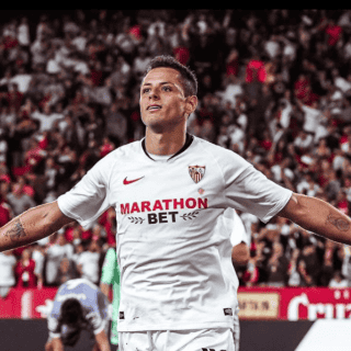 "Chicharito" no sabe si está castigado por Martino