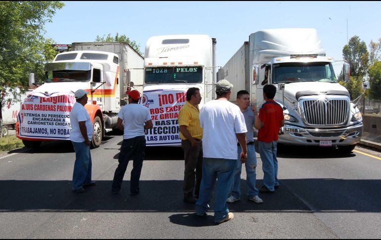 La asociación cuenta con más de 35 mil socios, entre pequeños propietarios, tracto camiones, camiones de carga y tortons. NTX/ARCHIVO