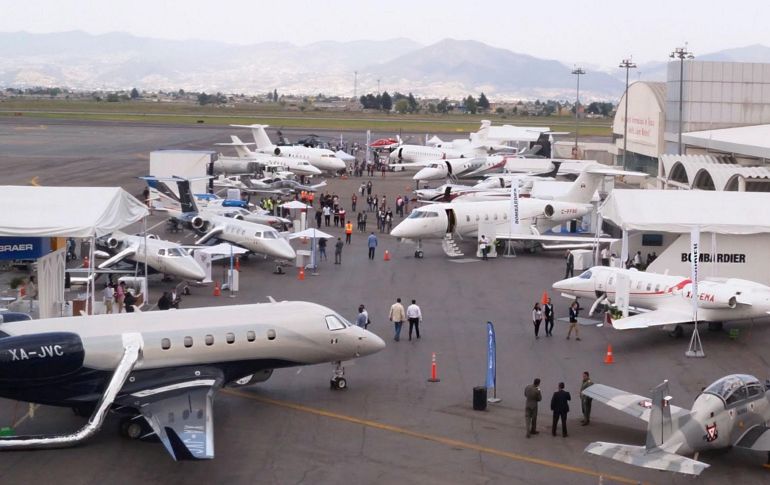 El Mandarario indicó que en la anterior administración de manera deliberada fue cerrado el aeropuerto de Toluca para saturar el de la Ciudad de México. NTX / ARCHIVO