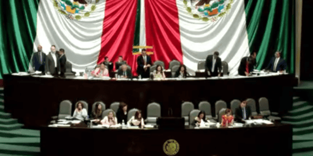 Diputados aprueban retirar el fuero presidencial