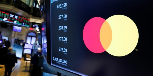 La Bolsa Mexicana gana, en espera de cifras preliminares del PIB