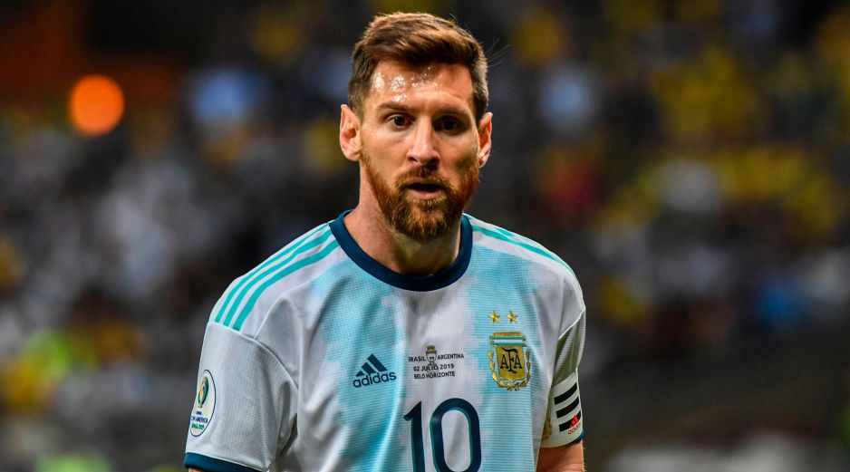 Sancionado por las críticas que hizo a Conmebol durante la pasada Copa América, Messi se perdió los partidos ante Chile, México, Alemania y Ecuador. AFP / ARCHIVO