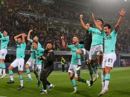 Gracias a esta victoria, los dirigidos por Antonio Conte llegaron a 28 unidades, dos más que la Juventus. AP / G. Benvenuti