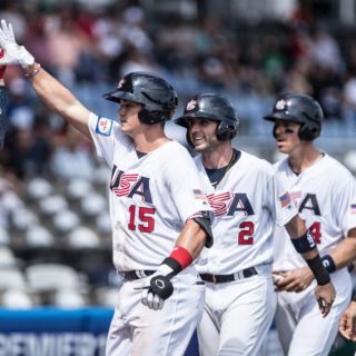 Estados Unidos apalea a Holanda en el Premier 12