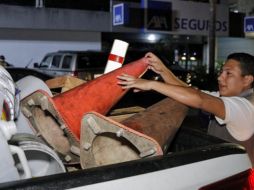 En el operativo se aseguraron 90 objetos con los que se apartaban lugares. ESPECIAL/Gobierno de Guadalajara