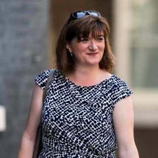 Amenazas por el Brexit provocan oleada de renuncias de diputadas