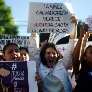 El Salvador: el polémico caso del juez que tocó los genitales a una menor y que la justicia no considera delito