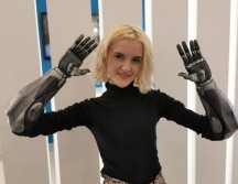 Sus prótesis fueron aprobadas clínicamente y son livianas y accesibles. TWITTER / @art2gee