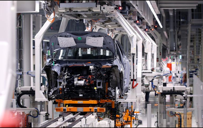 Ford no produjo autos porque está en un cambio de maquinaria y equipo en sus plantas. AFP/R. Hartmann