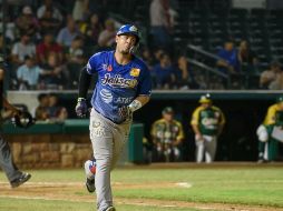 Dariel Álvarez conectó de 4-4 con dos cuadrangulares y cinco carreras producidas. FACEBOOK/CharrosBeisbolOficial