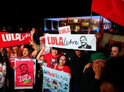 La decisión que podría beneficiar a Lula y otros cinco mil presos en Brasil se aprobó con seis votos frente a cinco. AFP/STR