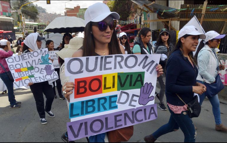 Bolivianos piden que no se radicalice la elección. AFP/A. Raldes