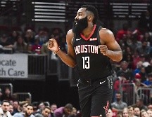 Harden encabezó la ofensiva de los Rockets en el juego de ayer. AP