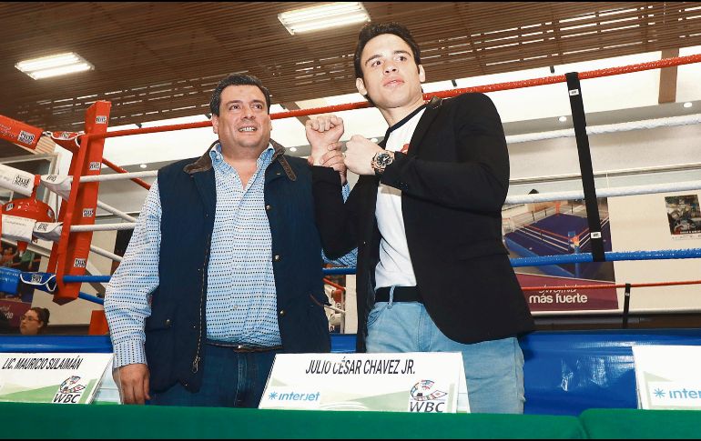El titular del Consejo Mundial de Boxeo da espaldarazo a Julio César Chávez. IMAGO7
