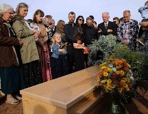 Concluyen funerales de integrantes de familia LeBarón asesinados
