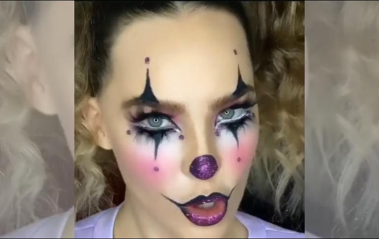 Belinda subió a sus historias de Instagram el proceso de cómo la maquillaban y peinaban para lucir como una verdadera payasita. INSTAGRAM / belindapop