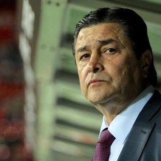 Luis Fernando Tena, elegido como técnico de la jornada 18