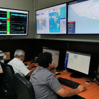 Presidente de El Salvador retira alerta de tsunami
