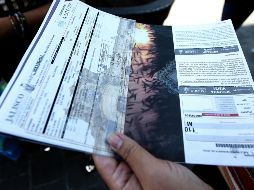 Las arcas estatales captarían 300 millones de pesos más, con el aumento de 15% en el refrendo de automóviles y de 400% en el caso de las motocicletas. EL INFORMADOR/Archivo