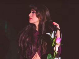 Christian Serratos  se encargará de darle vida a Selena Quintanilla. ESPECIAL / Netflix