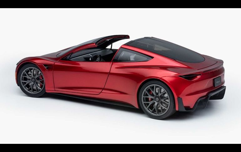 Tesla revela la identidad del Roadster con un juguete