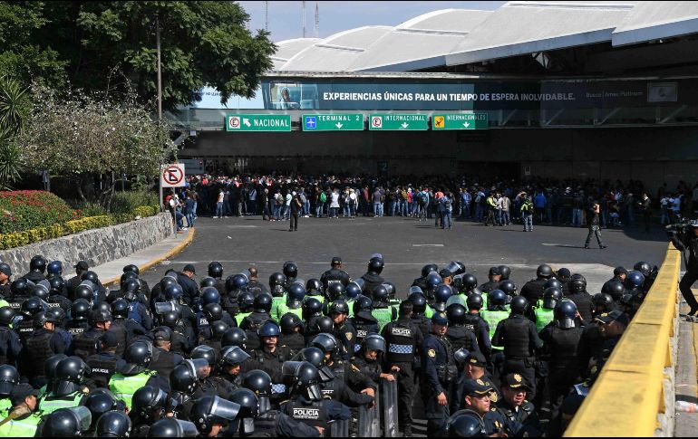 El titular del Ejecutivo dice que instruyó a que haya diálogo con los policías inconformes y se resuelvan las peticiones. SUN / A. Martínez