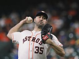Justin Verlander lanzó un juego sin hit ante Toronto el 1 de septiembre. Se convirtió en el sexto pitcher con tres juegos sin imparable de por vida. AP