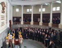 El ex recinto Legislativo en Palacio de Gobierno fue la sede de la ceremonia a donde se dieron cita familiares, amigos, ex gobernadores y funcionarios públicos. EL INFORMADOR / J. Velazco