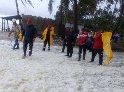 Autoridades dijeron que la espuma no representó riesgo alguno para la población. TWITTER@ProcivilTabasco