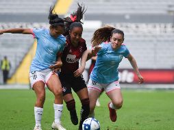 Ambas escuadras tuvieron muchas ocasiones que no supieron concretar y dejaron toda la emoción para la vuelta. Imago7